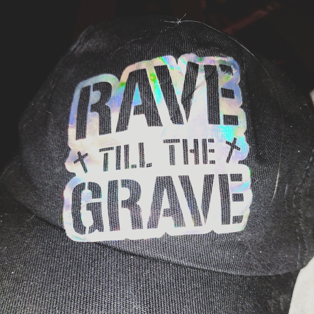 Custom made baseball caps - Picture 2 of 5